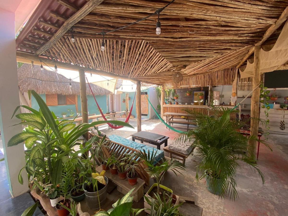 Barco Verde Hostel Isla Holbox Exterior photo